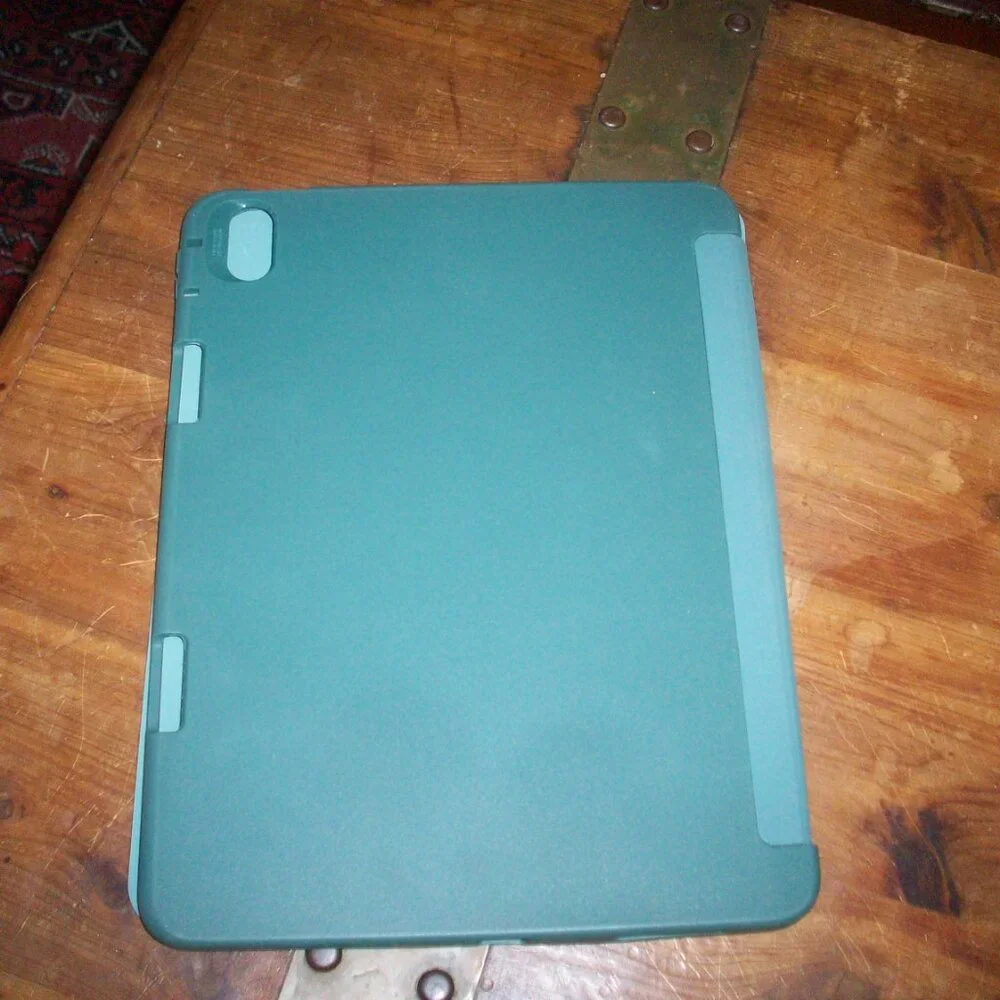 ESR iPad Case with Trifold Magnetic Stand -Forest Green Drop Guard Protection